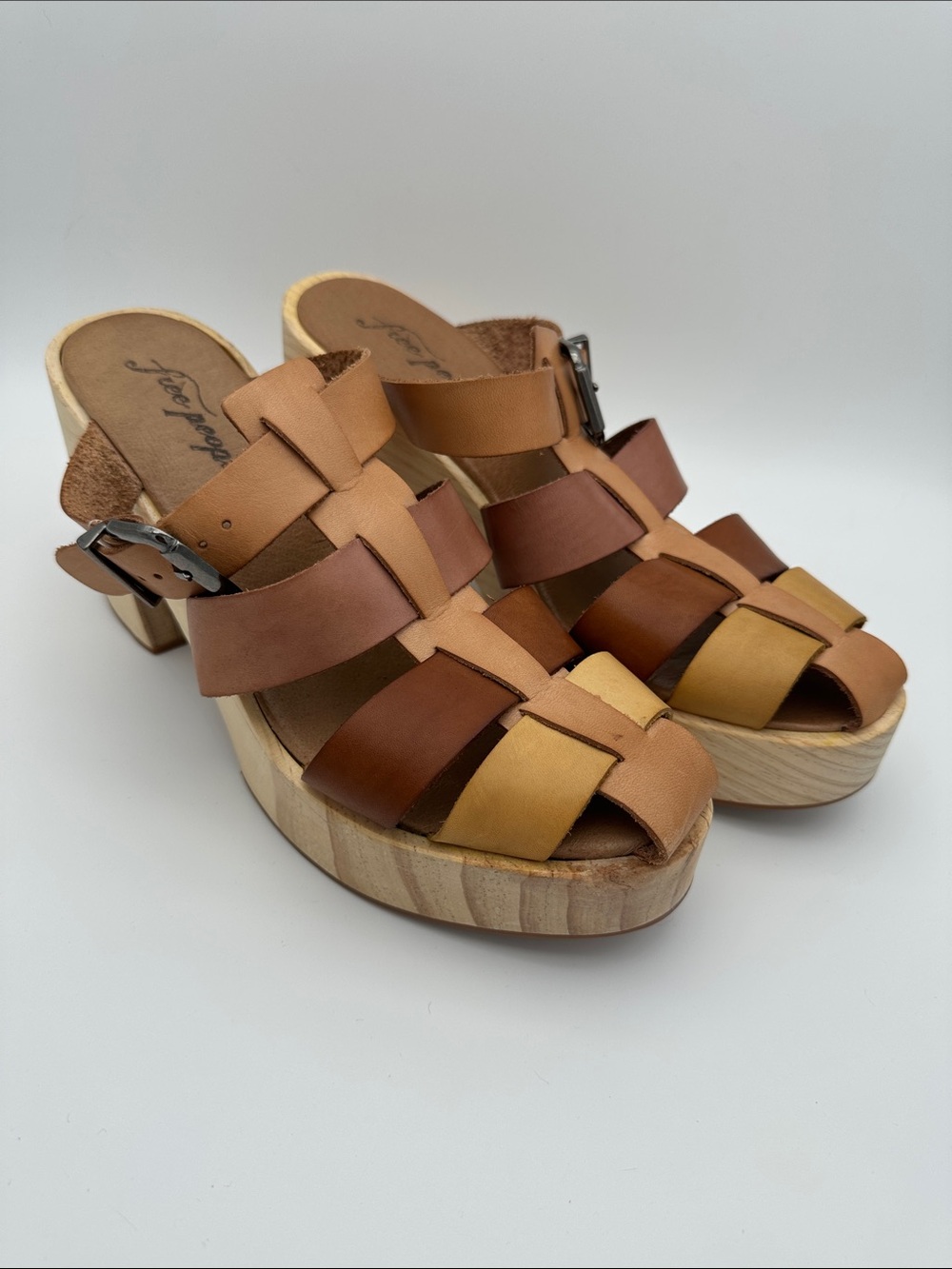 Free People Bellevue Clogs Leather Chunky Wood Fisherman Platform Sandals 39 8.5 - Picture 2 of 16